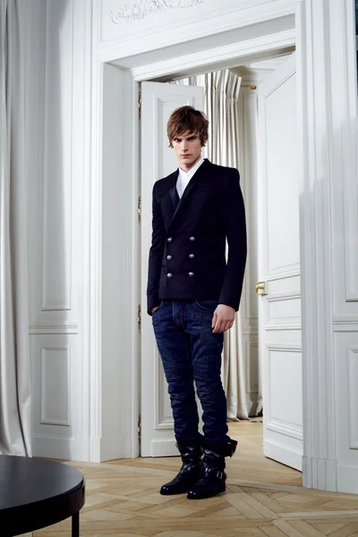 Look 9